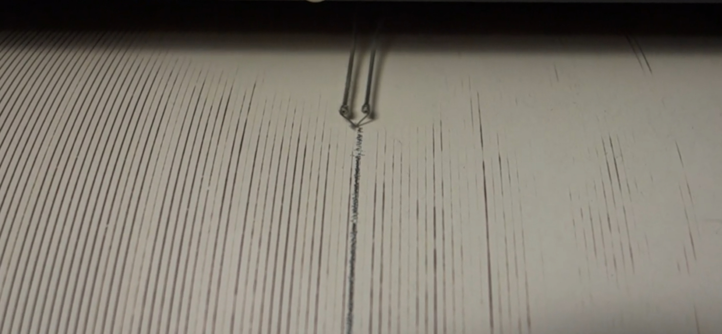 Sismographe Helicorder - ISTERRE © UGA